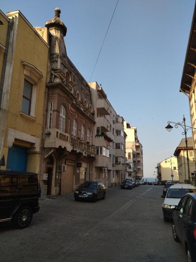 Апартаменты Garsoniera 2 Langa Plaja Констанца Экстерьер фото